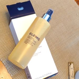 ELEMIS SOOTHING APRICOT TONOR